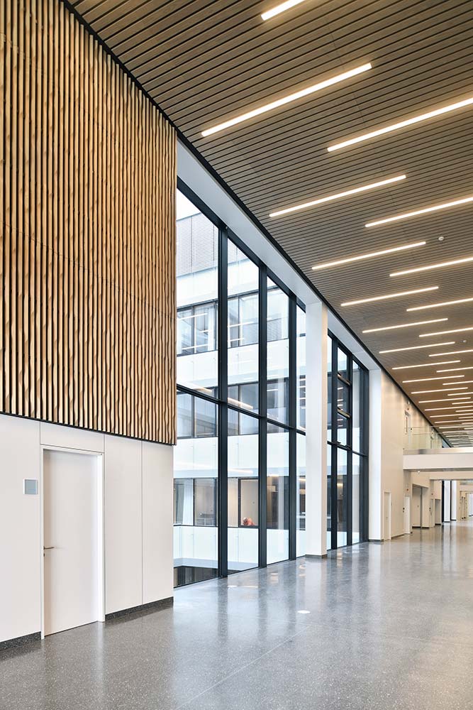 Institut Jules Bordet Bruxelles LIinea 3D Edge et 9.2.3 plafond mur